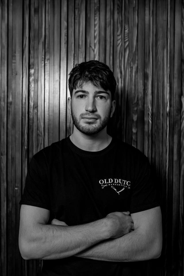Junior Barber Oleksandr